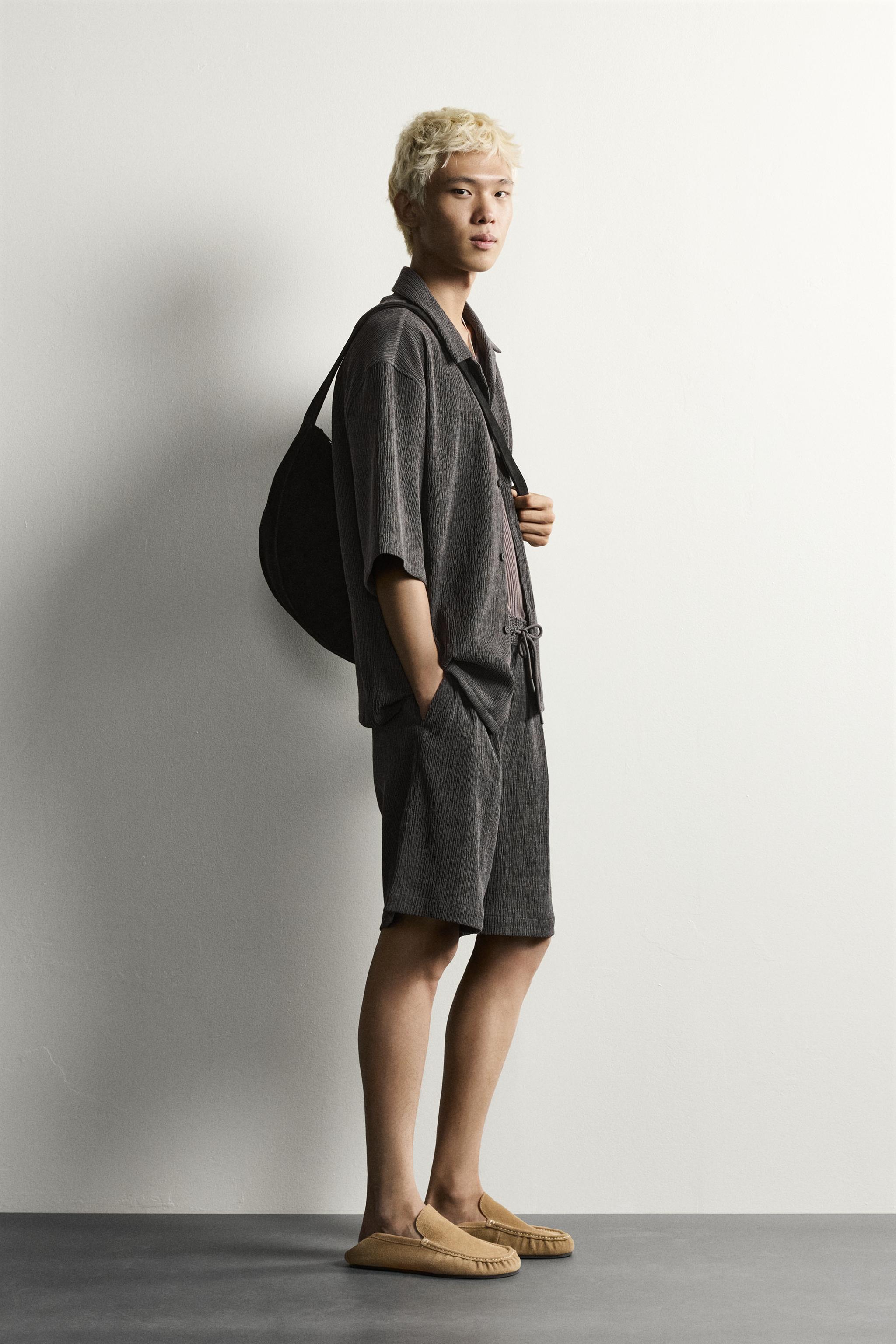 TEXTURED RELAXED FIT SHIRT